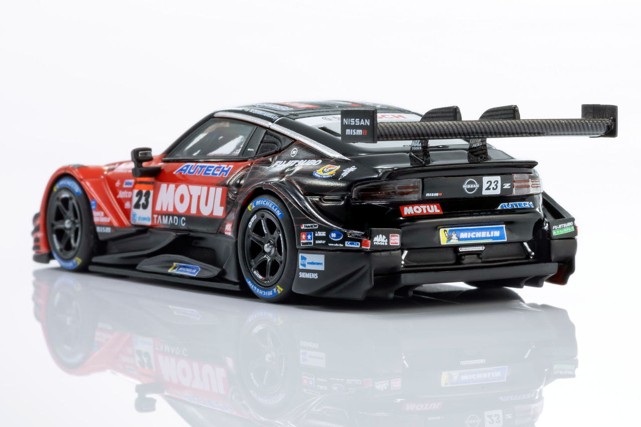 コンビニで買える京商1／64ミニカーシリーズに『MOTUL AUTECH Z』が登場。松田次生を唸らせる完成度の高さ／スーパーGT