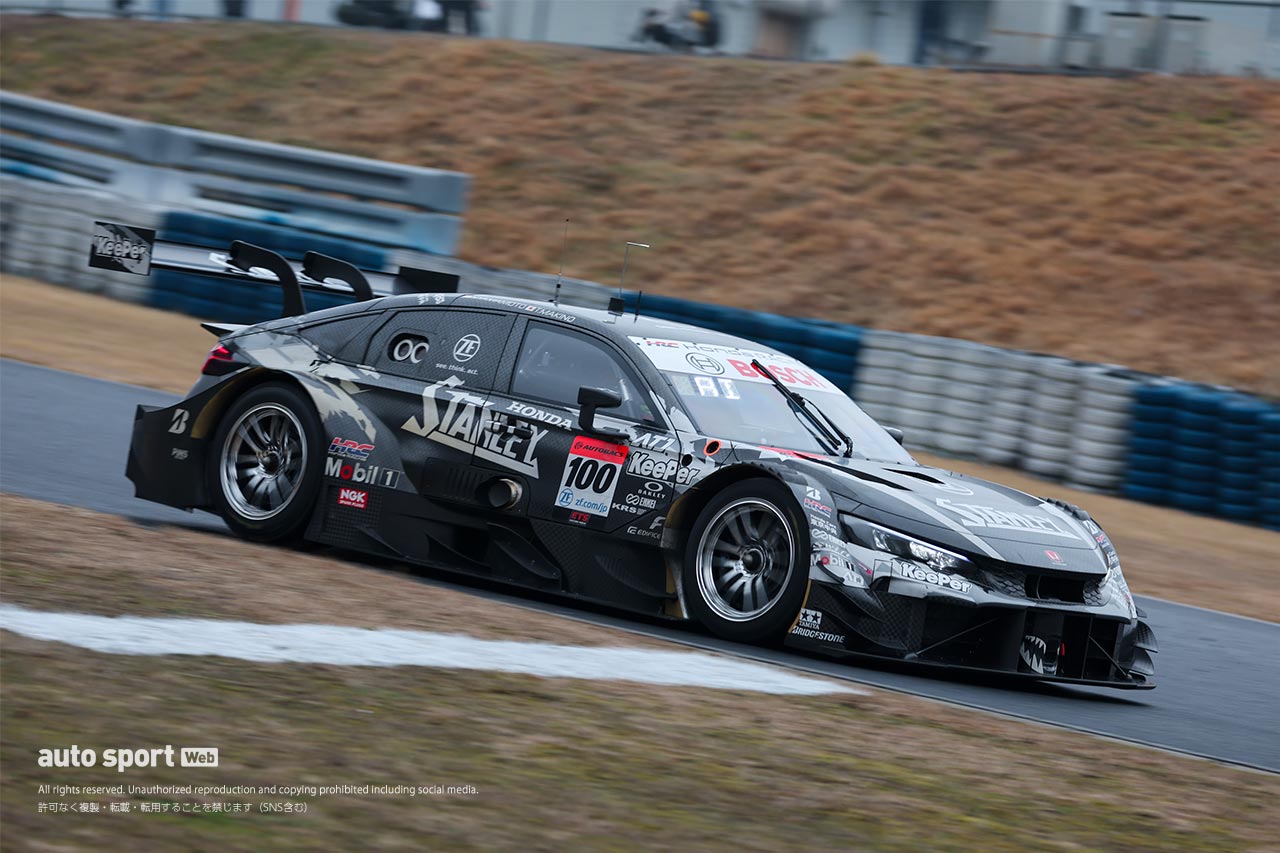 富士公式テストで小出峻がSTANLEY CIVICをドライブへ。UPGARAGEは小林と三井が参加