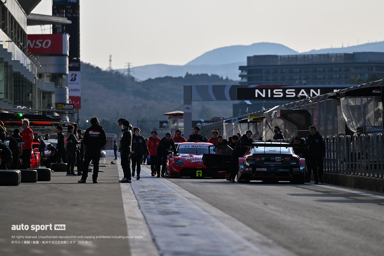 恒例の全車整列写真撮影も。2024スーパーGT富士公式テスト　3月22日　搬入日の様子