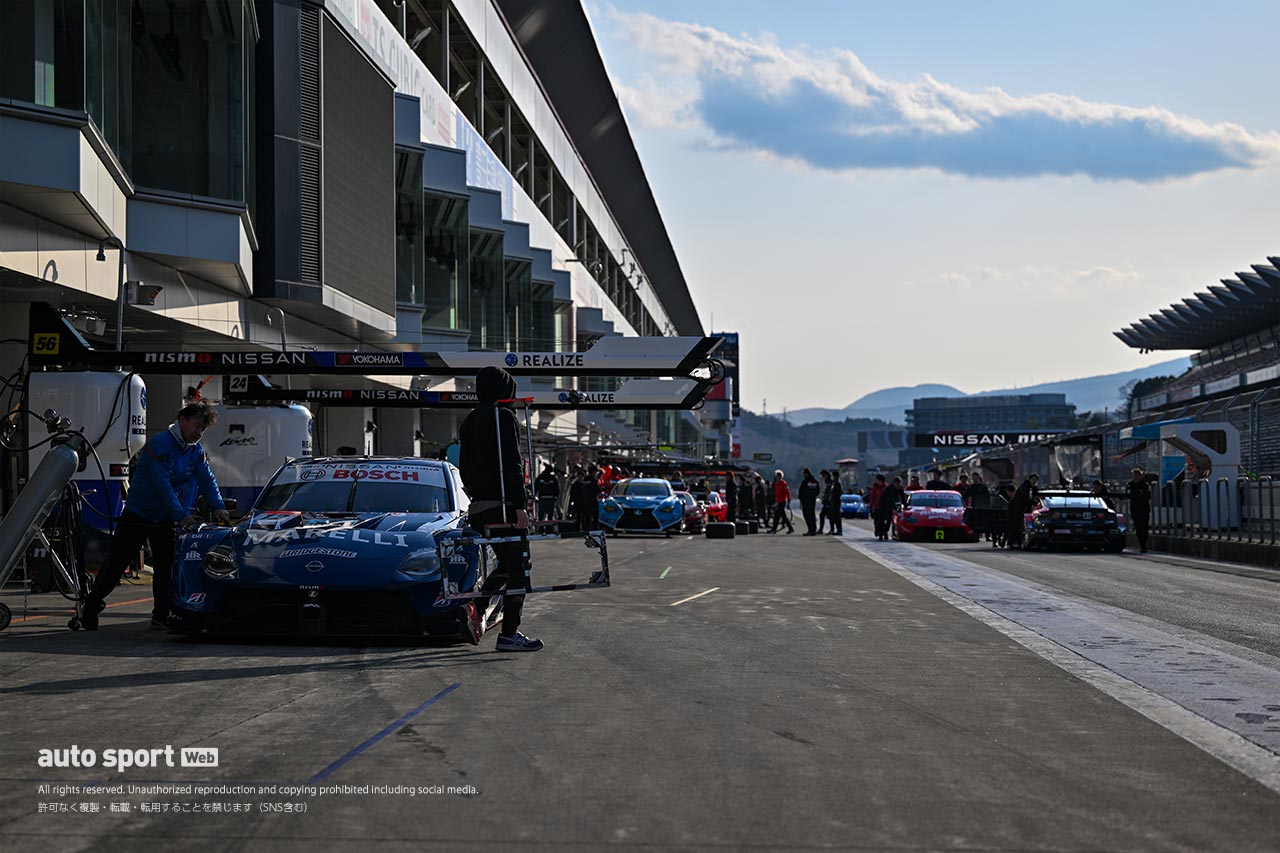 恒例の全車整列写真撮影も。2024スーパーGT富士公式テスト　3月22日　搬入日の様子