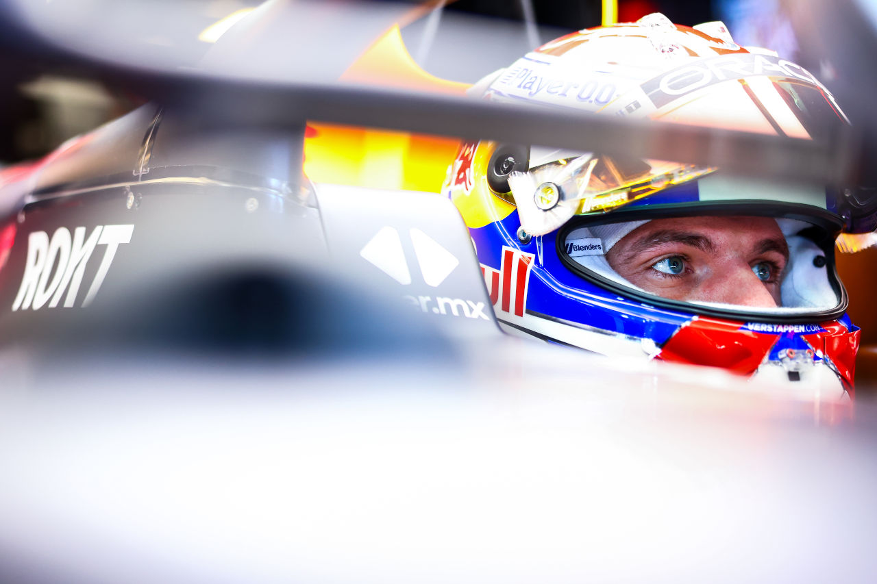 内紛続くレッドブルF1。渦中のクリスチャン・ホーナーと話すも我関せずのフェルスタッペン「僕にとって状況は変わらない」