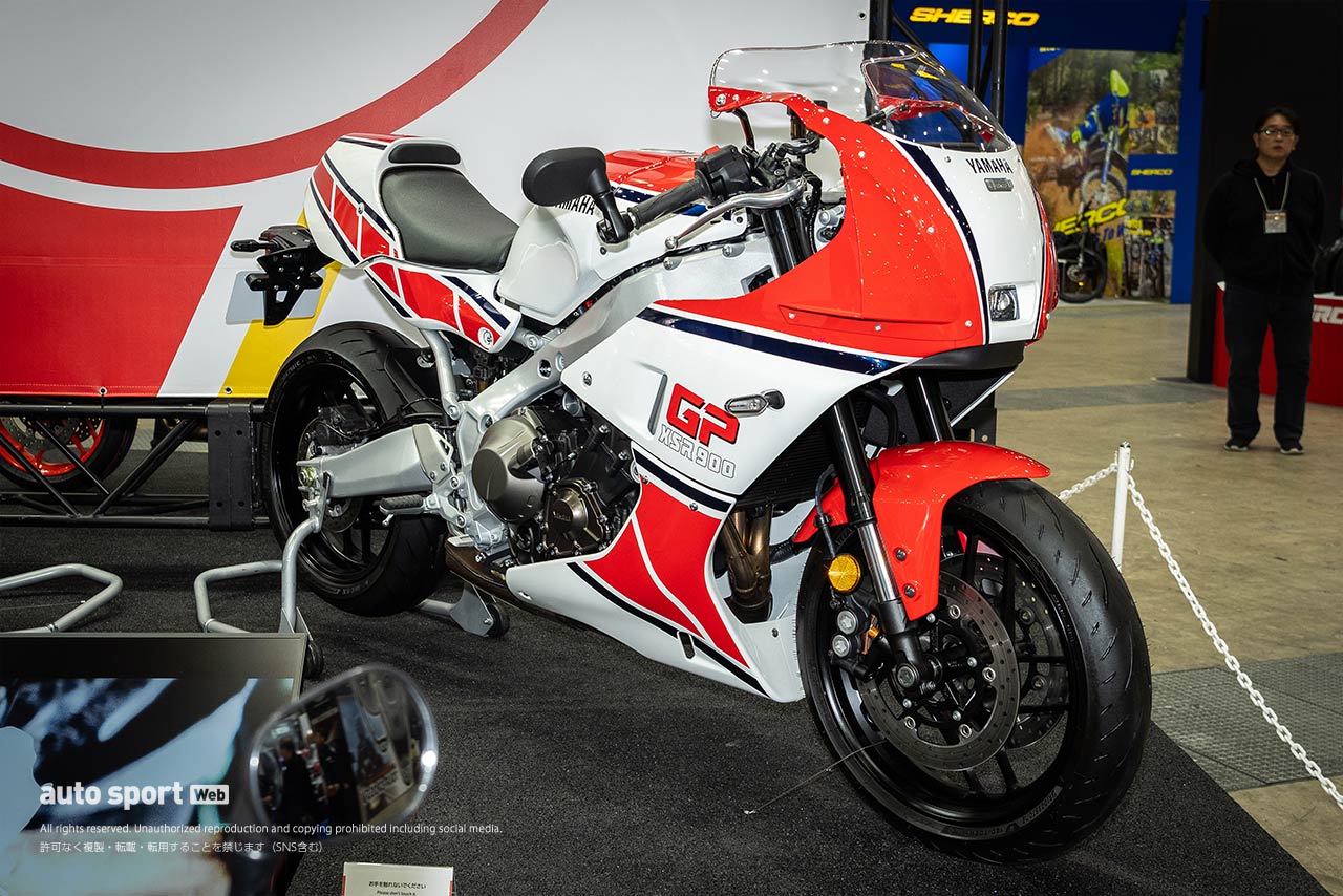 ヤマハ：2024年注目の1台。オジサン世代の涙腺を緩ませる『XSR900GP』／東京モーターサイクルショー
