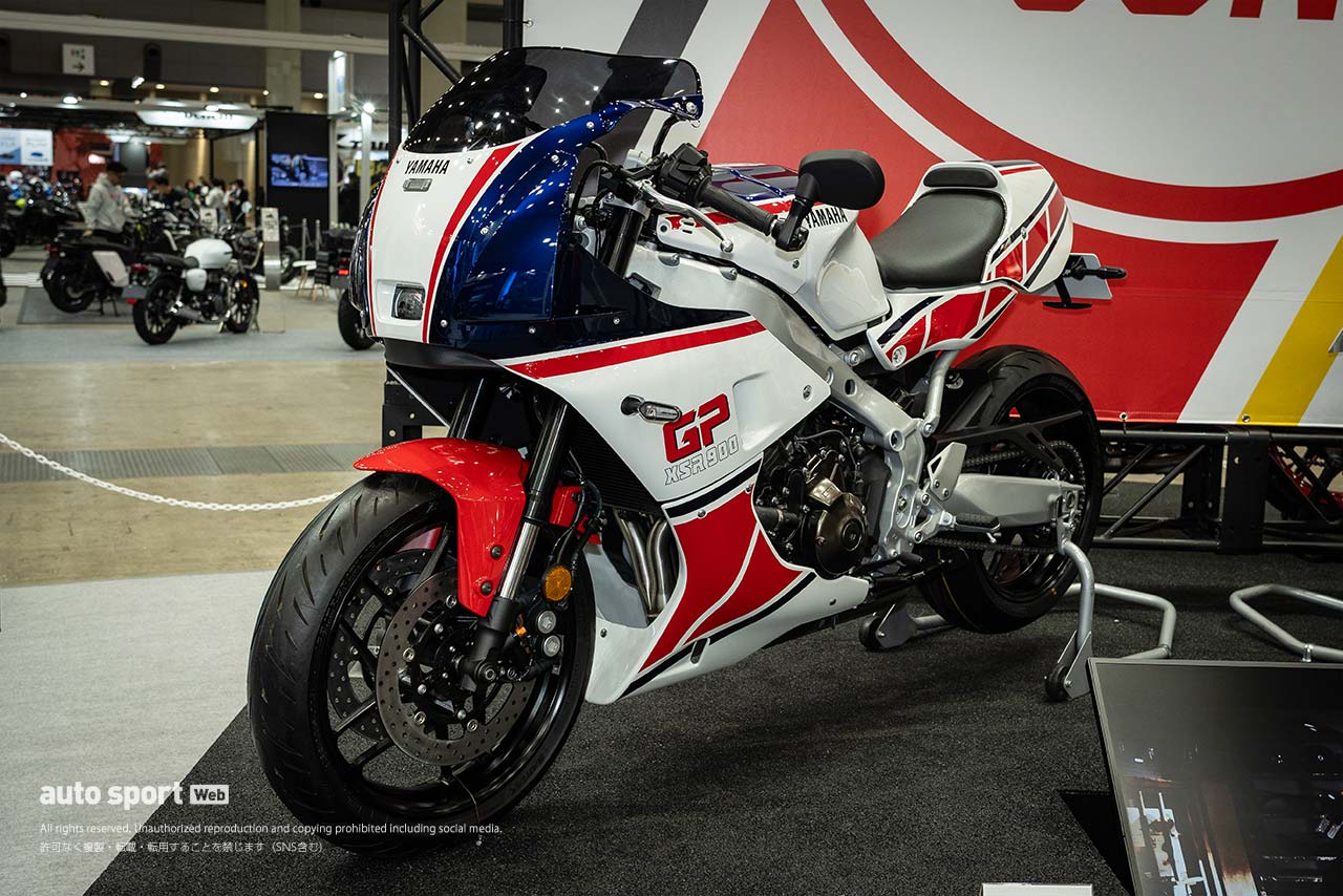 ヤマハ：2024年注目の1台。オジサン世代の涙腺を緩ませる『XSR900GP』／東京モーターサイクルショー