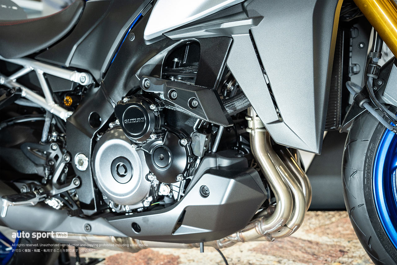 スズキ：レース復帰で話題。市販車の注目は大型二輪『GSX-S1000GX』や『GSX-8R』／東京モーターサイクルショー