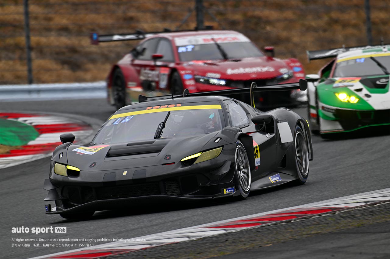 PONOS FERRARI 296（ケイ・コッツォリーノ／リル・ワドゥ）