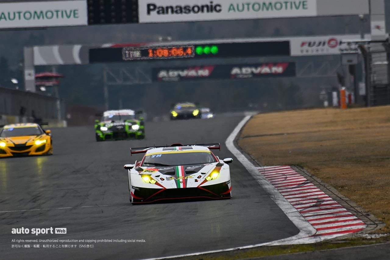 ランボルギーニ・ウラカンGT3エボ2（小暮卓史／元嶋佑弥）