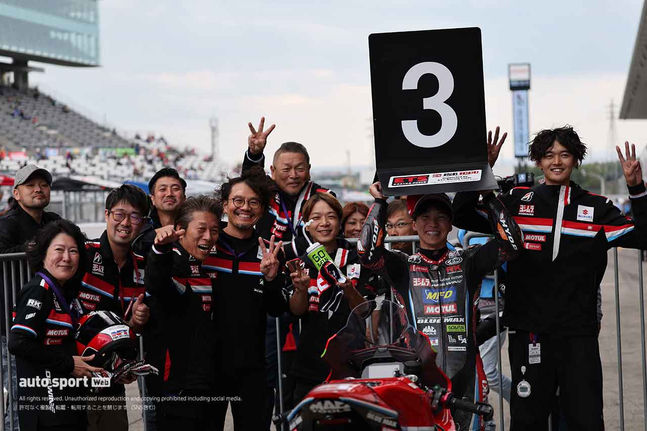 3位獲得の亀井雄大（YOSHIMURA SUZUKI RIDEWIN）／2023全日本ロード第8戦鈴鹿 JSB1000