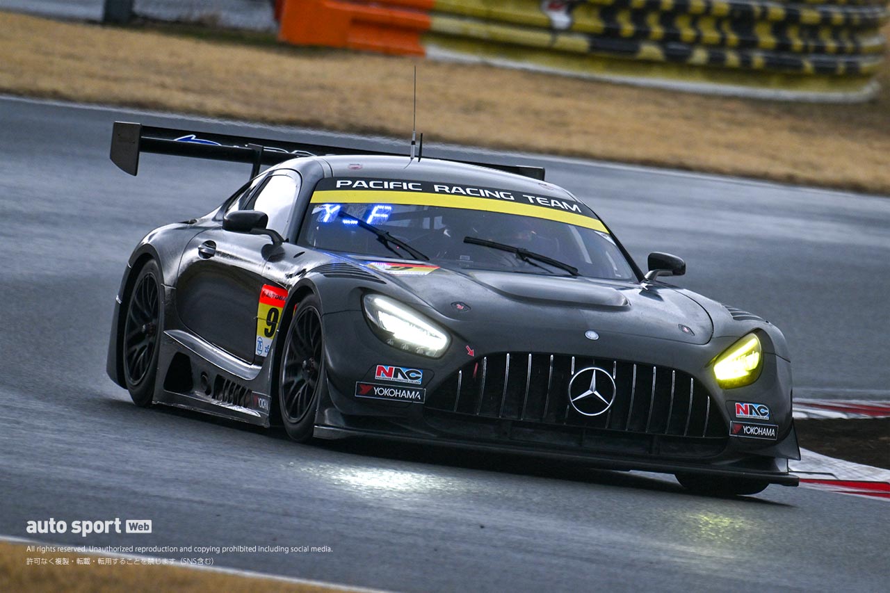 スーパーGT富士公式テストでは3名のドライバーがルーキーテストに合格