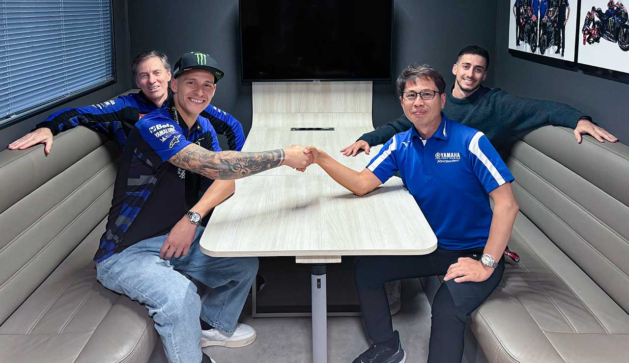 クアルタラロ、ヤマハMotoGPと2026年まで契約延長。タイトル奪還に向けて挑戦