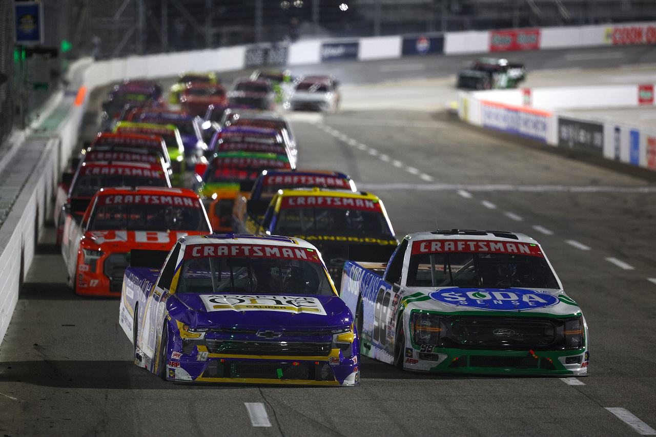 カップ参戦40周年の節目にウイリアム・バイロンがヘンドリックの1-2-3を牽引／NASCAR第8戦