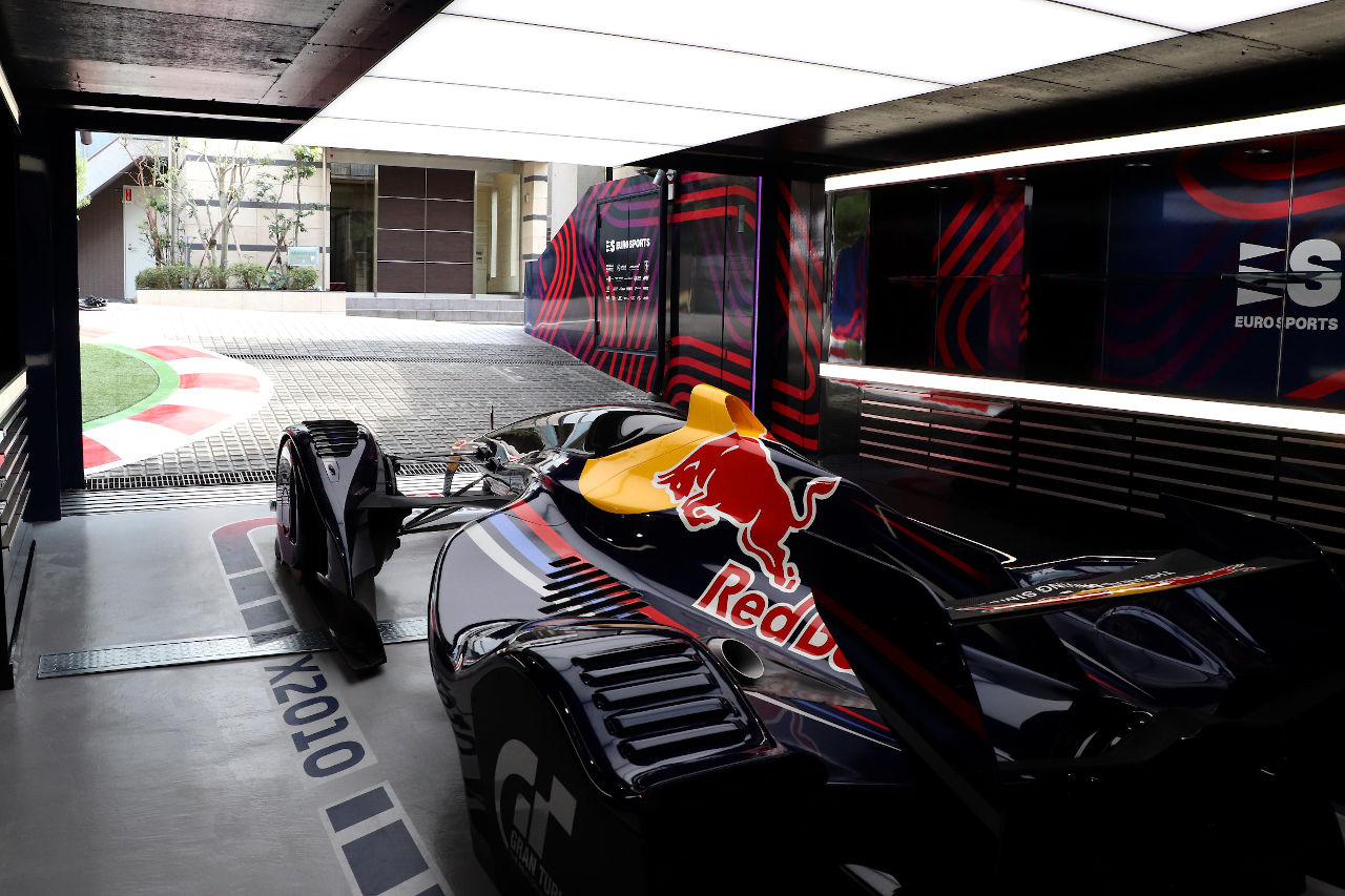 東京・原宿にF1ピットガレージを再現！ モータースポーツグッズ専門店『ユーロスポーツ』の新店舗PADDOCK SALONが4月下旬オープン