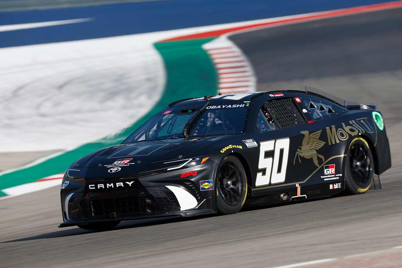 トヨタ・カムリXSE