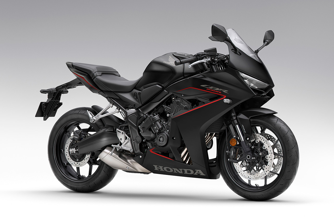 ホンダ『CB650R』『CBR650R』の外観を一新。『E-Clutch』搭載仕様も新設定し発売