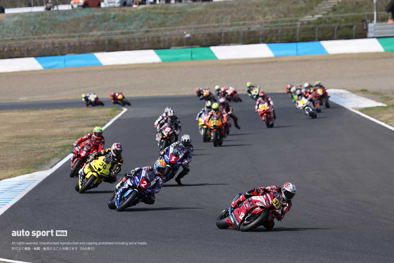 中須賀克行、完璧なレース運びで開幕3連勝／2024全日本ロード第2戦もてぎ JSB1000 レース2