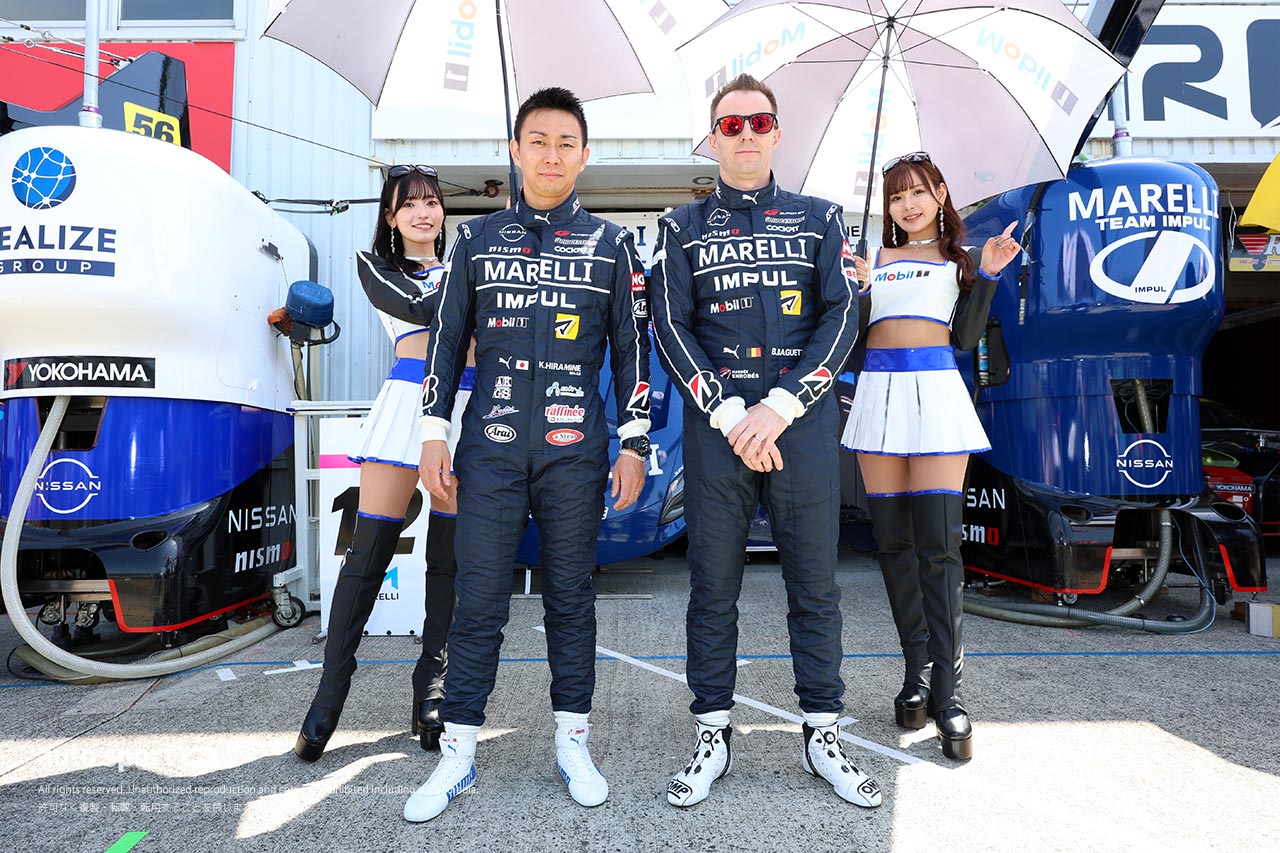 全部見せます。2024年スーパーGTドライバーたちのレーシングスーツ姿＆レースアンバサダー（2）