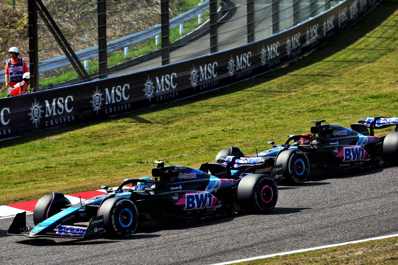 日本GPでは2台が接触する不運も。今季絶不調のアルピーヌF1、ファミン代表がチームを鼓舞