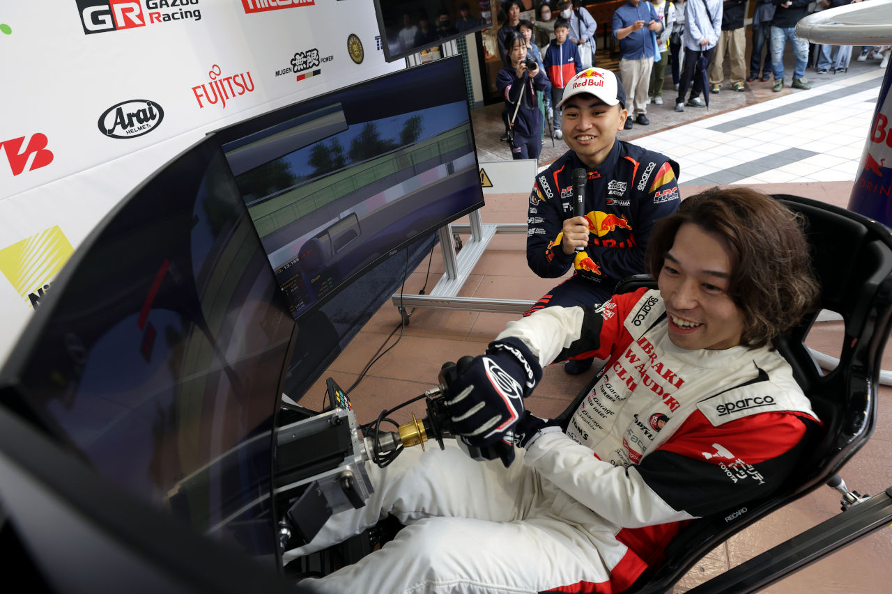 「サーキット以外の場所でやることにも意味があったと思う」盛り上がりを見せた岩佐歩夢プロデュースの『SUPER FORMULAキャラバン in ジャズドリーム長島』が成功裏に終了