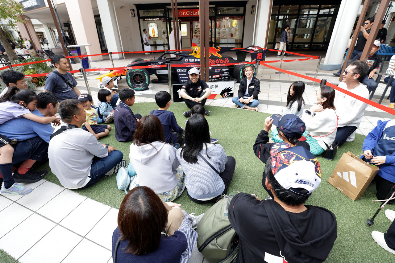 「サーキット以外の場所でやることにも意味があったと思う」盛り上がりを見せた岩佐歩夢プロデュースの『SUPER FORMULAキャラバン in ジャズドリーム長島』が成功裏に終了