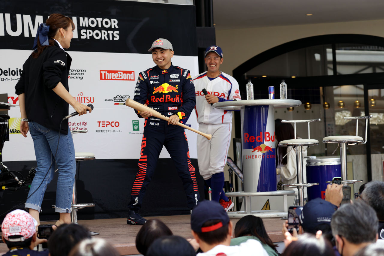 「サーキット以外の場所でやることにも意味があったと思う」盛り上がりを見せた岩佐歩夢プロデュースの『SUPER FORMULAキャラバン in ジャズドリーム長島』が成功裏に終了