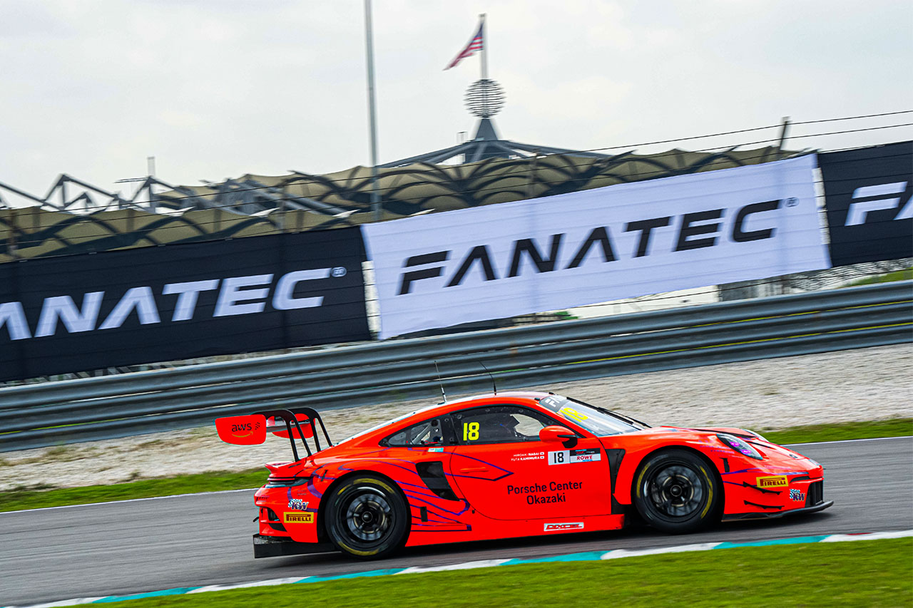 ポルシェセンター岡崎の18号車ポルシェ（永井宏明／上村優太）