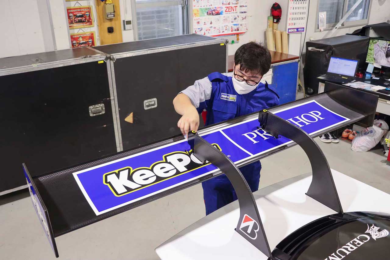 KeePer技研がスーパーGTでスポンサードする3台に『EXキーパー』を施工。ブランドをアピール