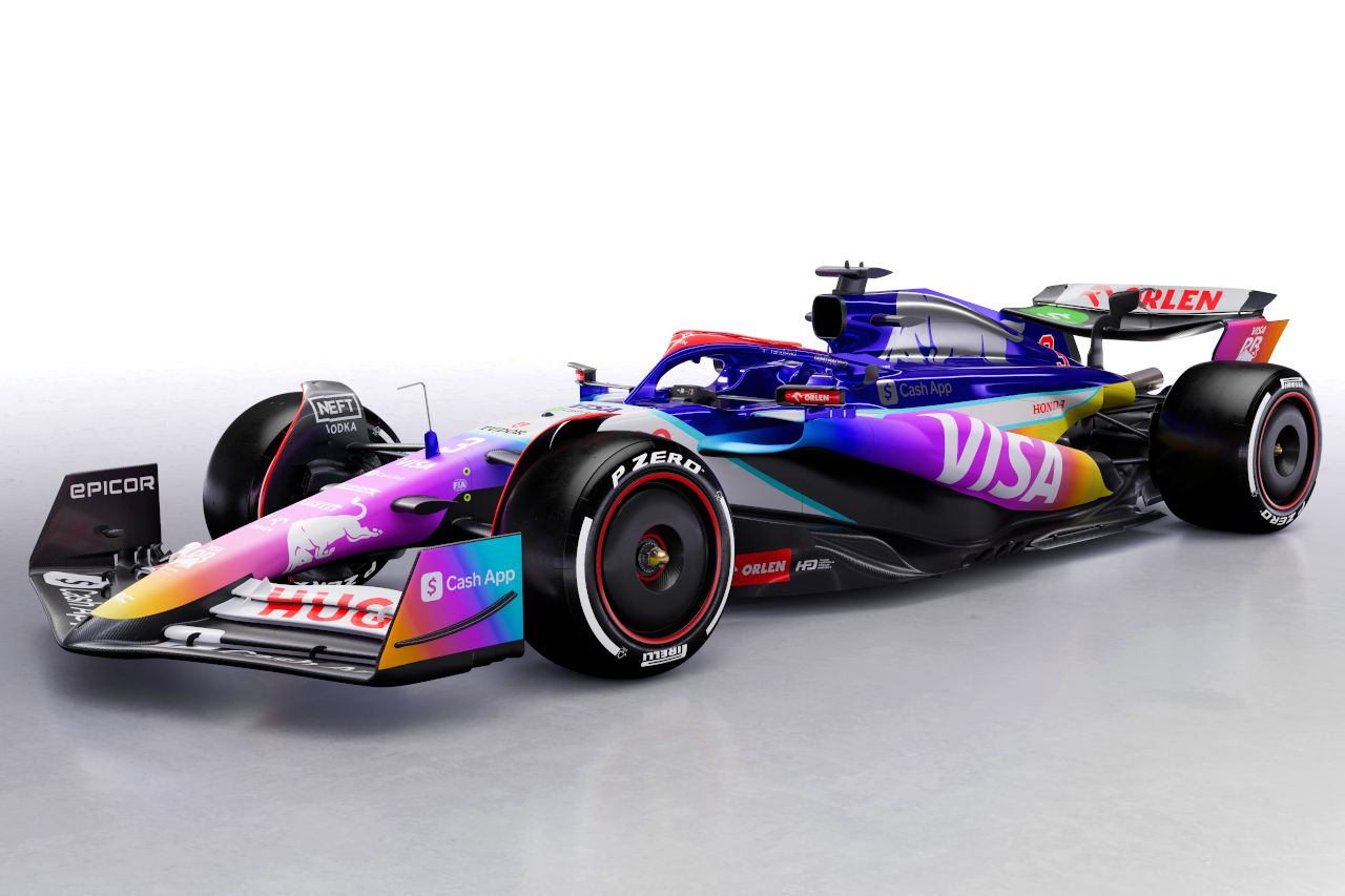 RB、F1マイアミGP用スペシャルリバリーを発表。レインボーの“カメレオン”カラー