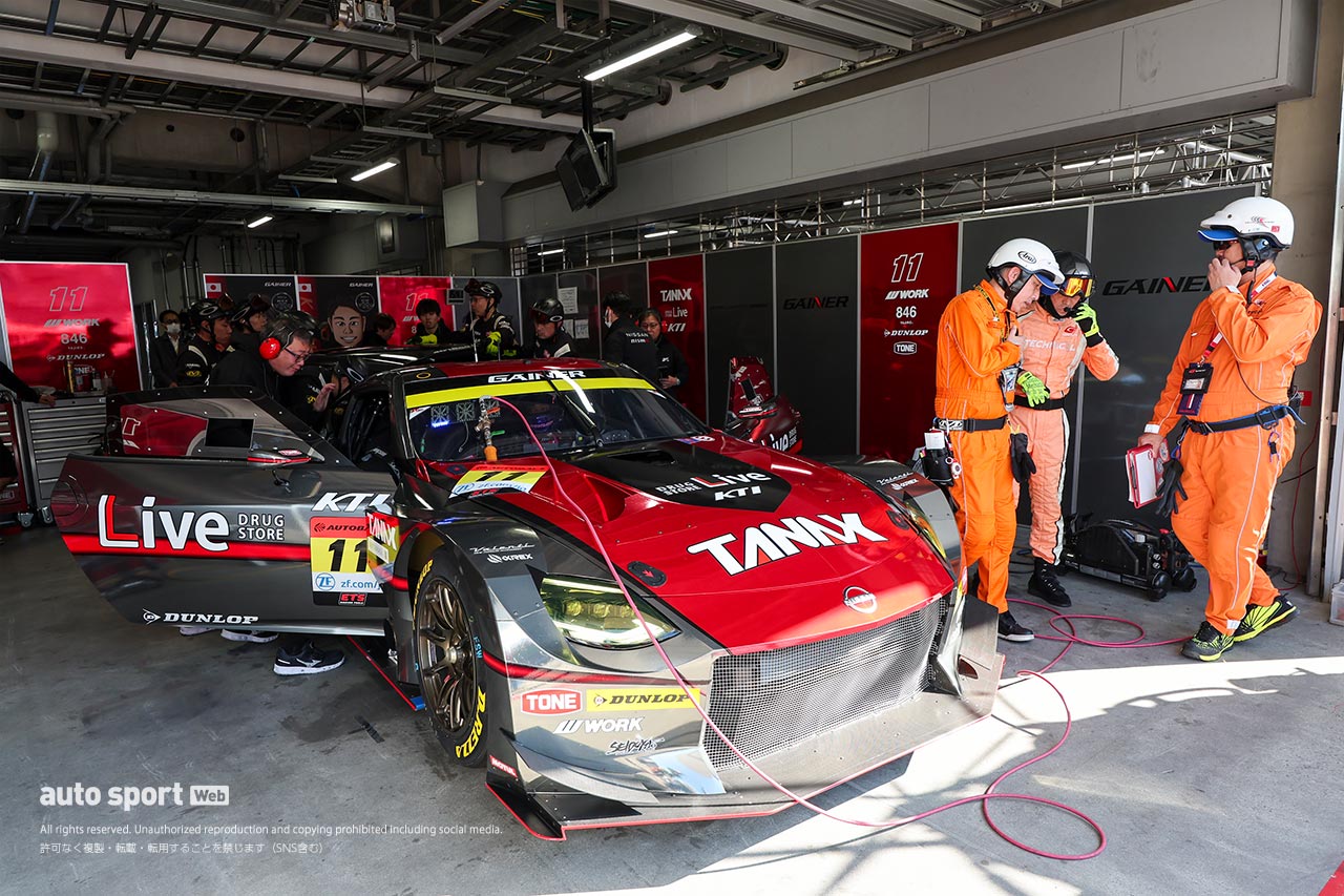 デビュー戦のGAINER TANAX Zは波乱の一日を送るも、予選で速さの片鱗を披露