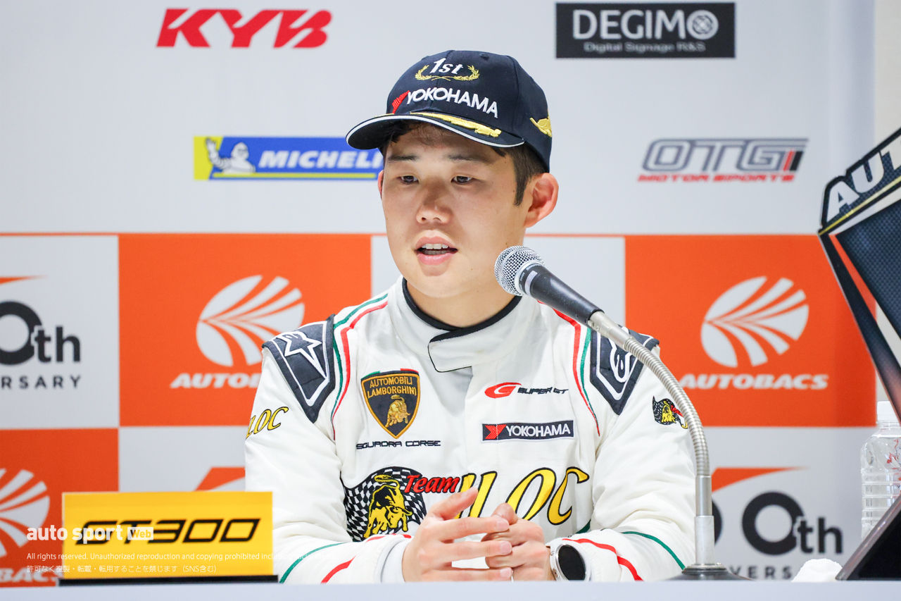 小暮卓史「ホッとしています」。元嶋佑弥「ヨコハマタイヤがプッシュに応えてくれた」【第2戦GT300決勝会見】