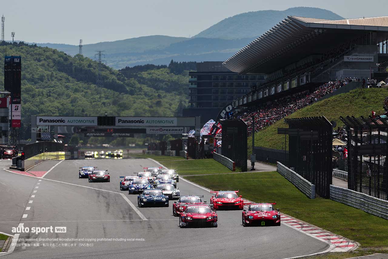 2024スーパーGT第2戦富士　GT500クラスの決勝スタート