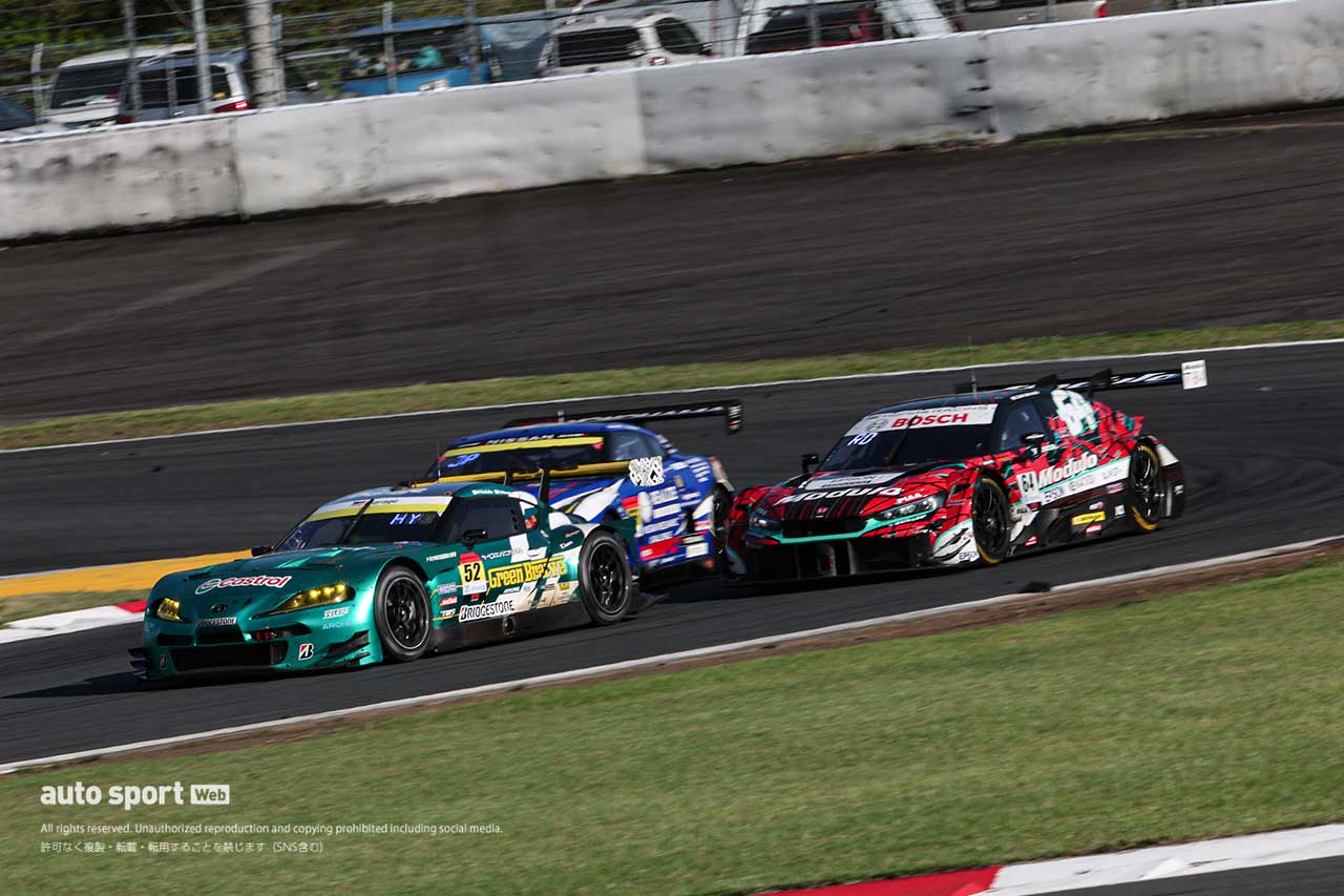 Green Brave GR Supra GT／リアライズ日産メカニックチャレンジ GT-R