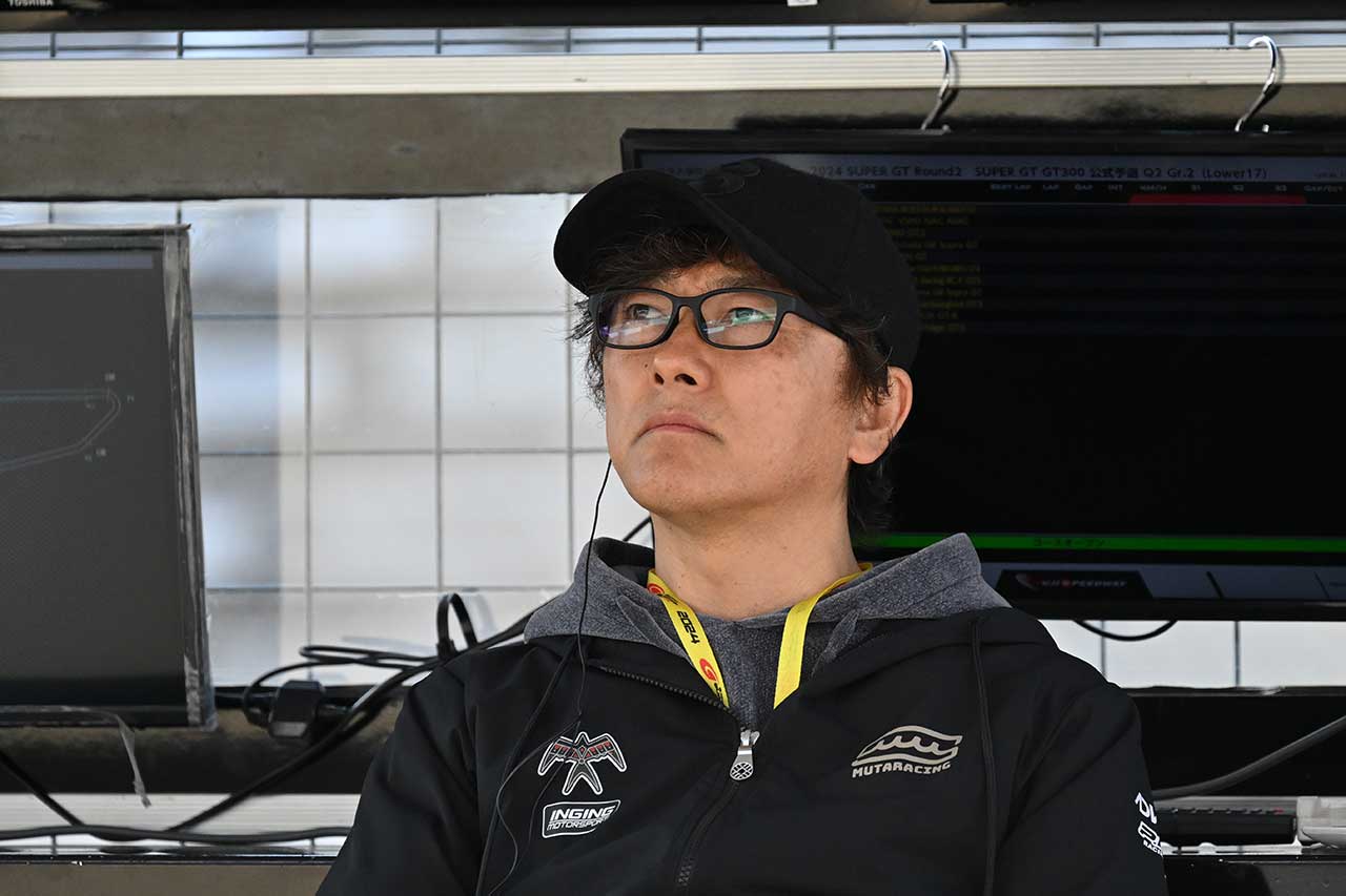 加藤寛規監督（muta Racing GR86 GT）