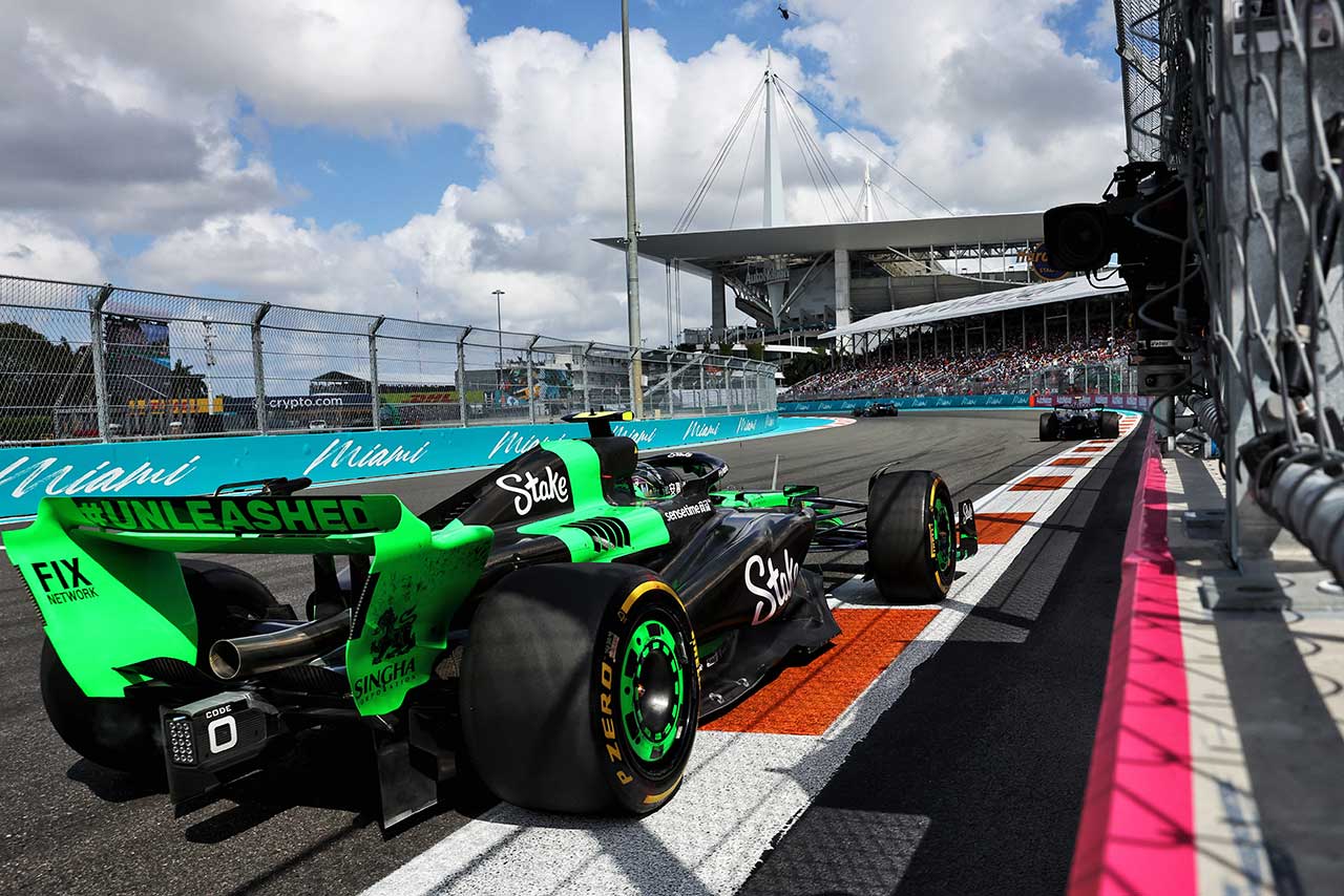 周冠宇（キック・ザウバー）