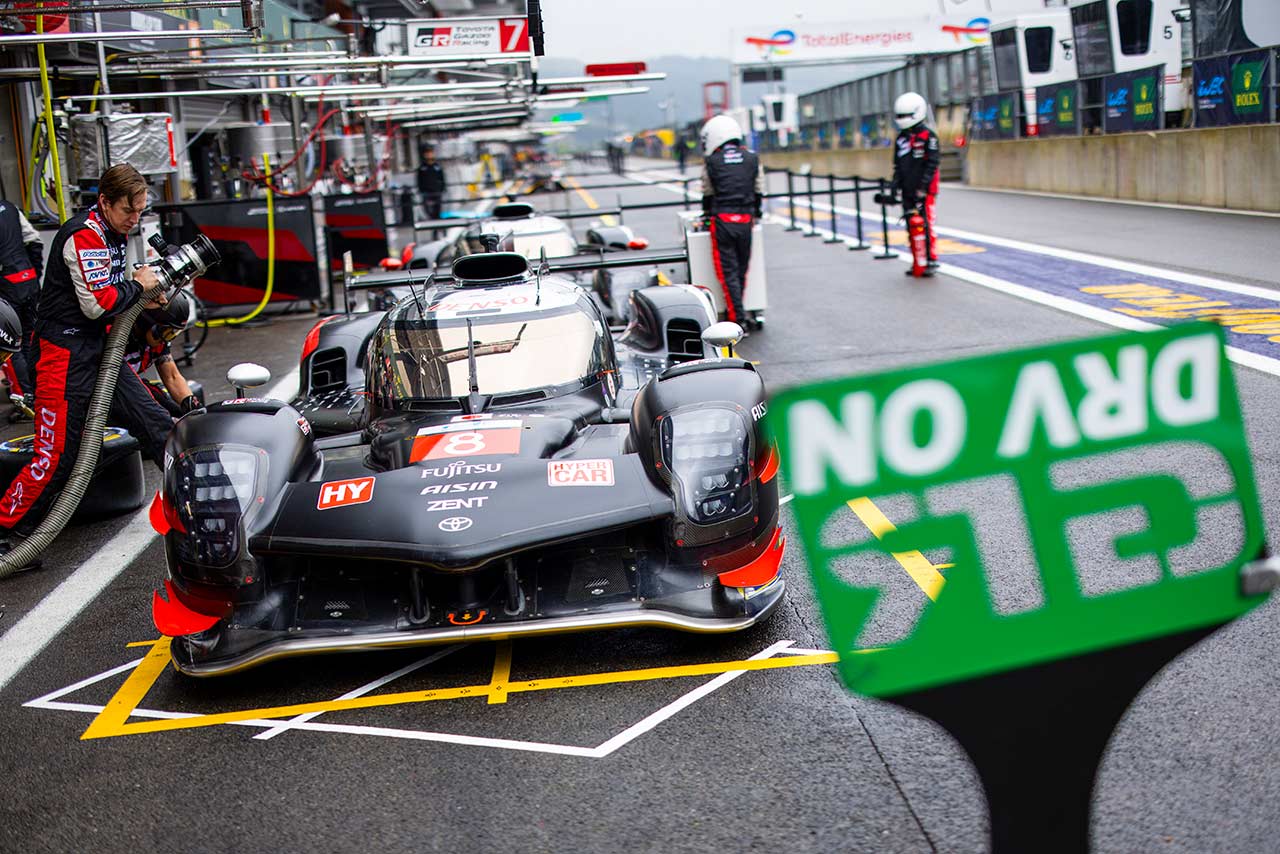 トヨタGR010ハイブリッド