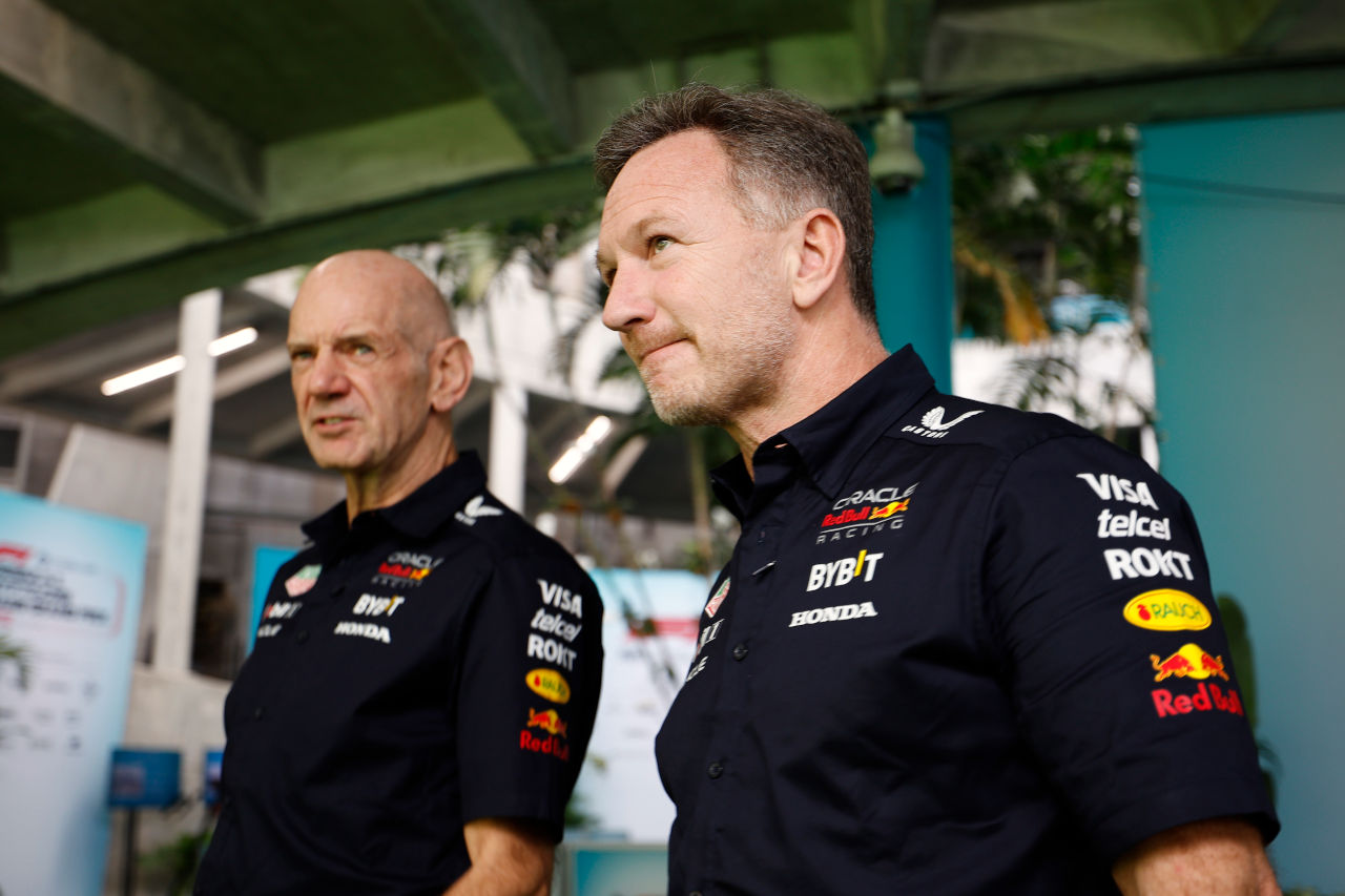 ニューウェイ離脱に「彼の役割は変わった」とレッドブルF1代表。チームは数年前から準備をしてきたと主張