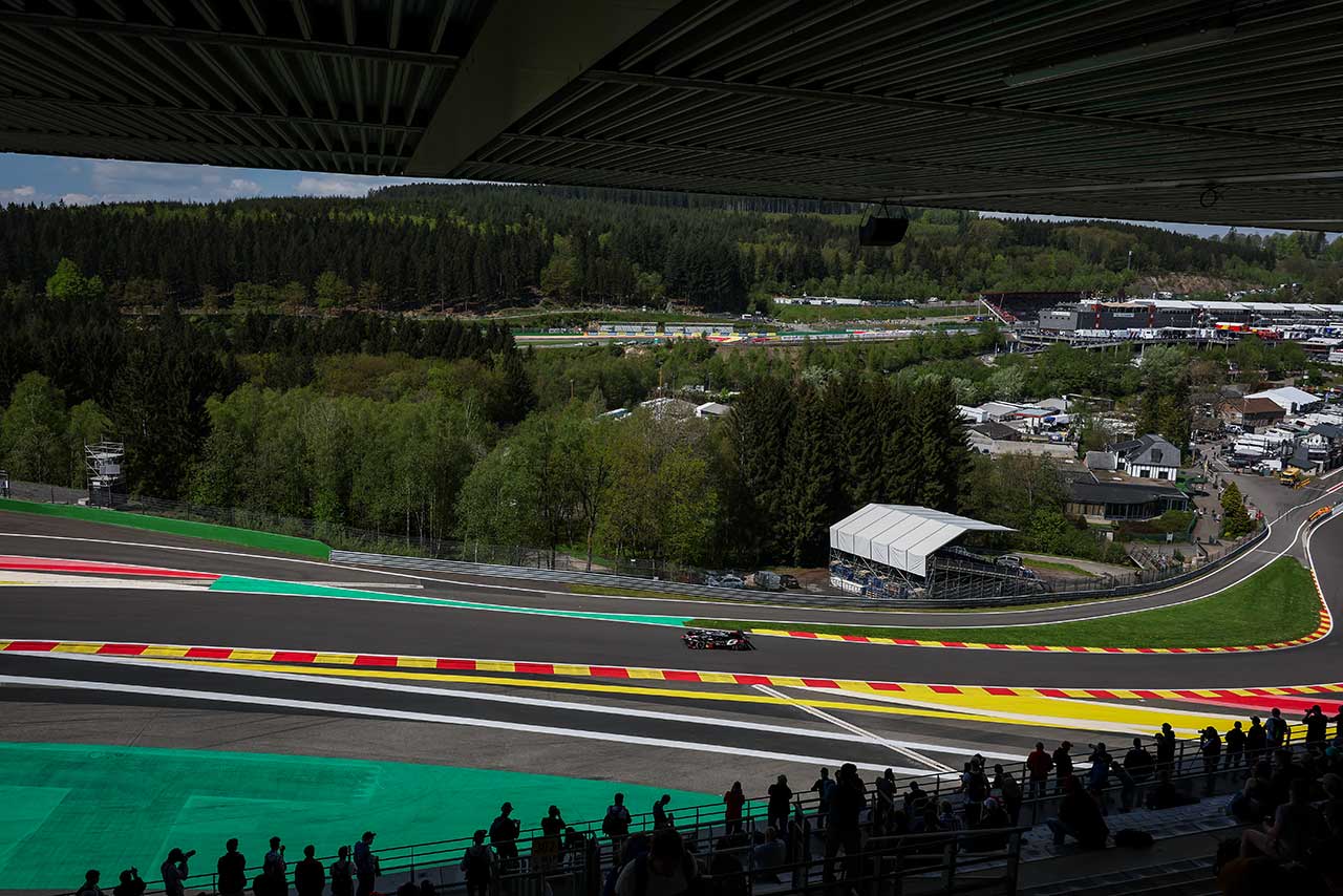 トヨタGR010ハイブリッド