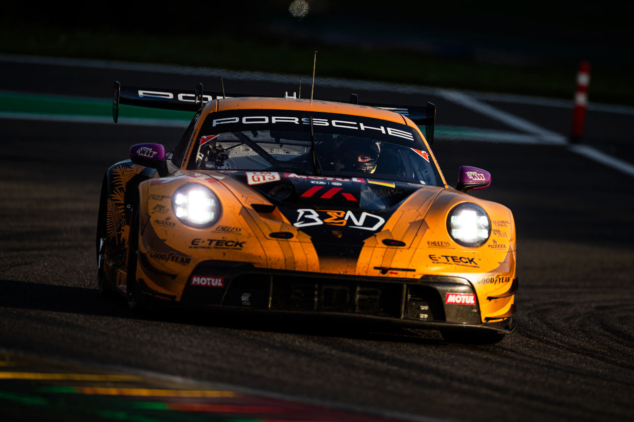 異例の“赤旗＆延長”大波乱のWECスパでプライベーターが金星。ワークスポルシェを従え初優勝【後半レポート】