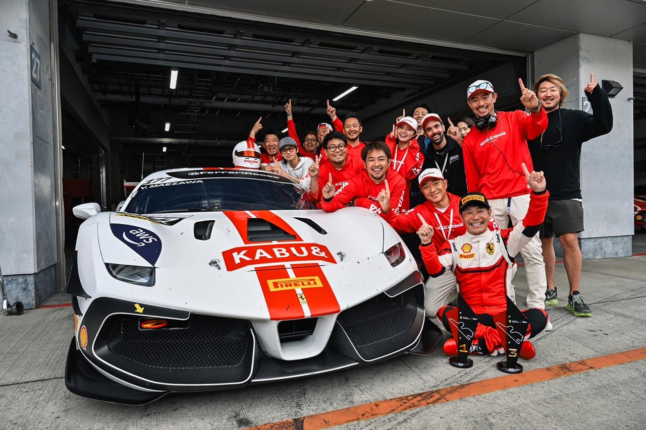 レーシングドライバー前澤友作、フェラーリ・チャレンジのデビュー戦でクラス優勝＆3位の活躍