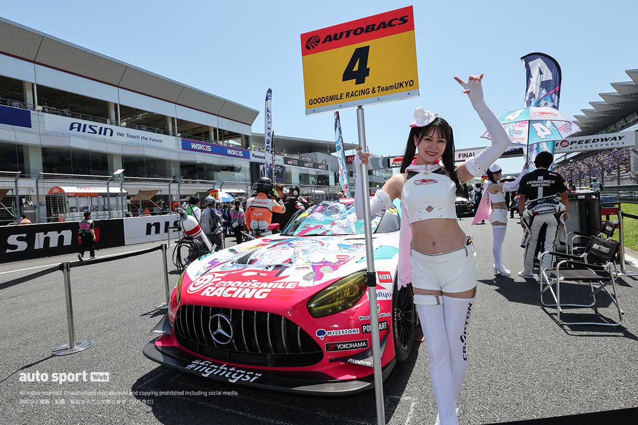 グッドスマイル 初音ミク AMGと荒井つかささん（レーシングミクサポーターズ2024）