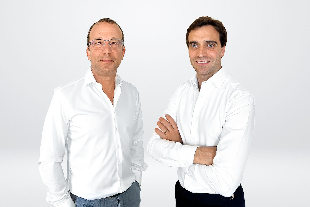 ロイック・セラ（左）とジェローム・ダンブロジオ