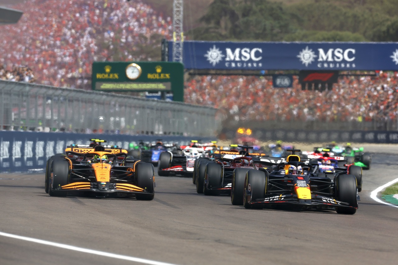 2024年F1第7戦エミリア・ロマーニャGP決勝スタート