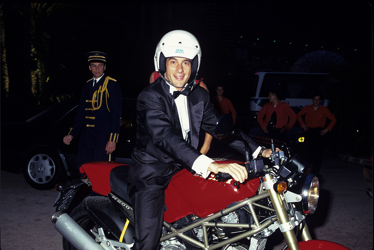 バイク好きとしても知られていたアイルトン・セナ
