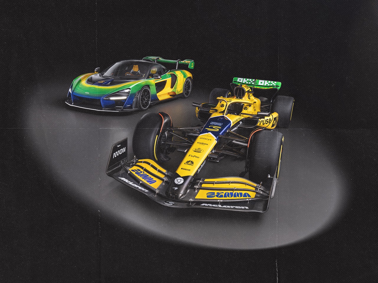 アイルトン・セナ・トリビュートカラーが施されたマクラーレンMCL38とマクラーレン・セナ