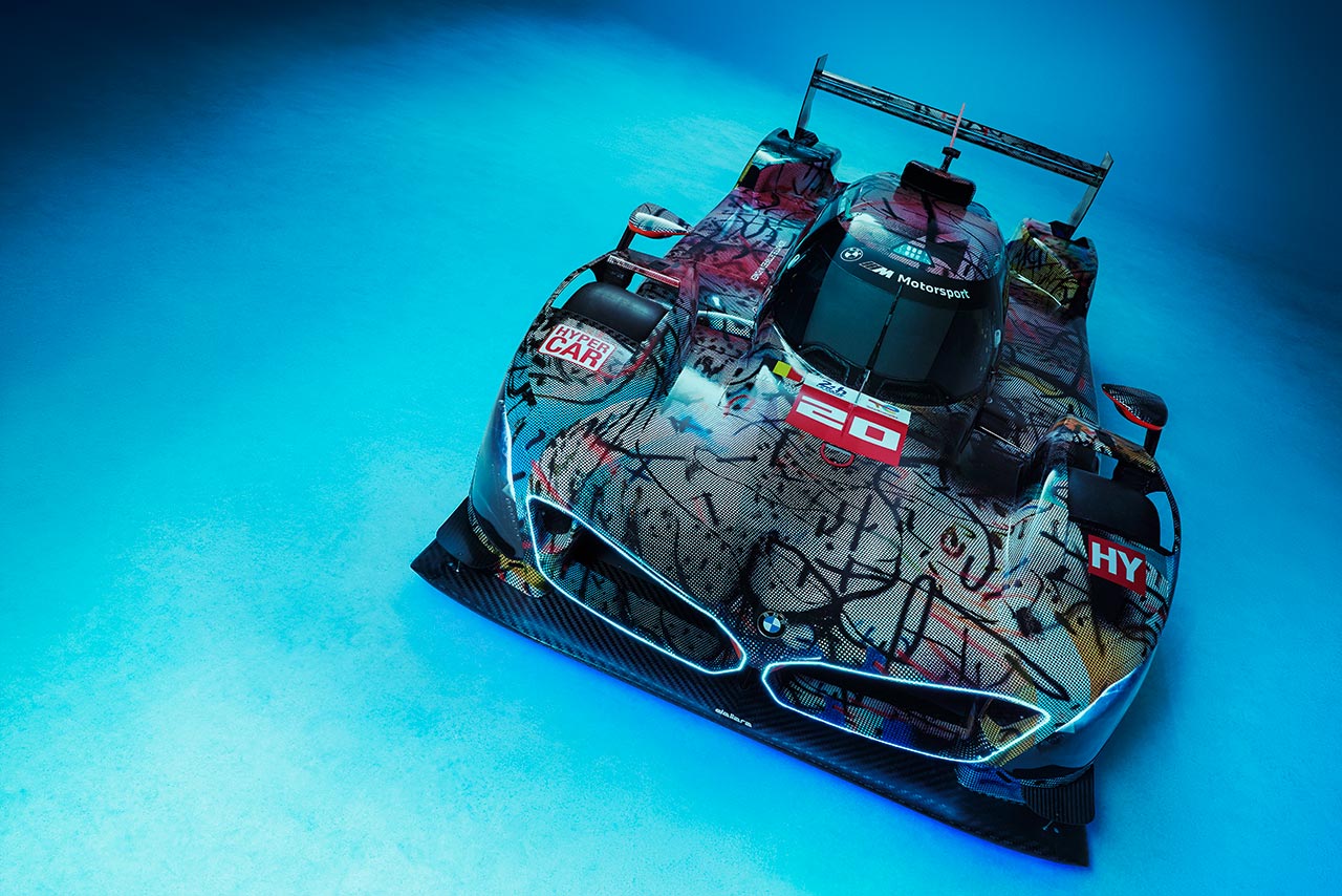 BMW Mハイブリッド V8