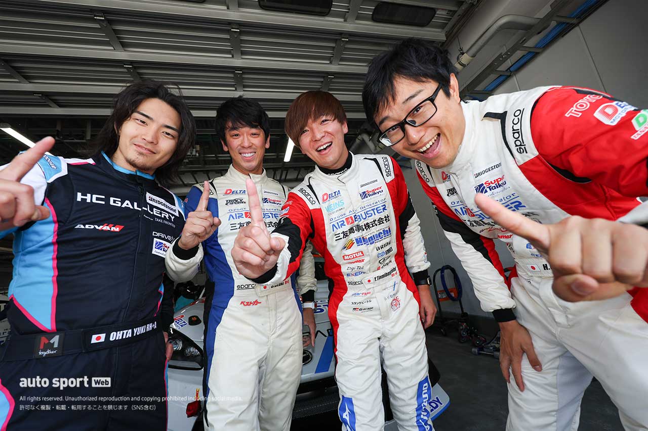 大田優希／尾崎俊介／冨林勇佑／石井宏尚（エアバスターWINMAX GR86 EXEDY）