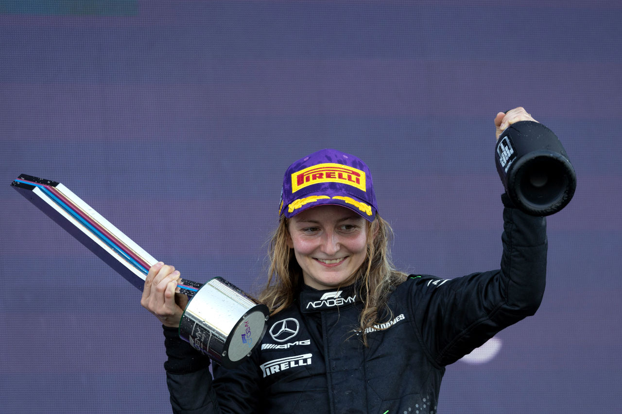 ドリアーヌ・パンが骨折、ル・マン24時間を欠場へ。アイアン・デイムスはラヘル・フレイを起用