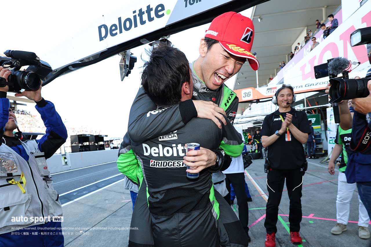 笹原右京とジュリアーノ・アレジ（Deloitte TOM’S GR Supra）