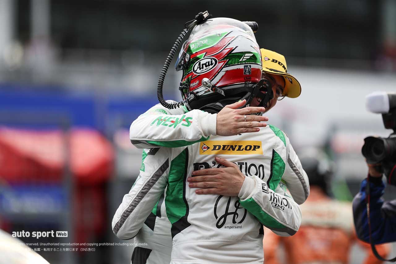 muta Racing GR86 GT藤井誠暢とチャーリー・ファグ（D’station Vantage GT3）