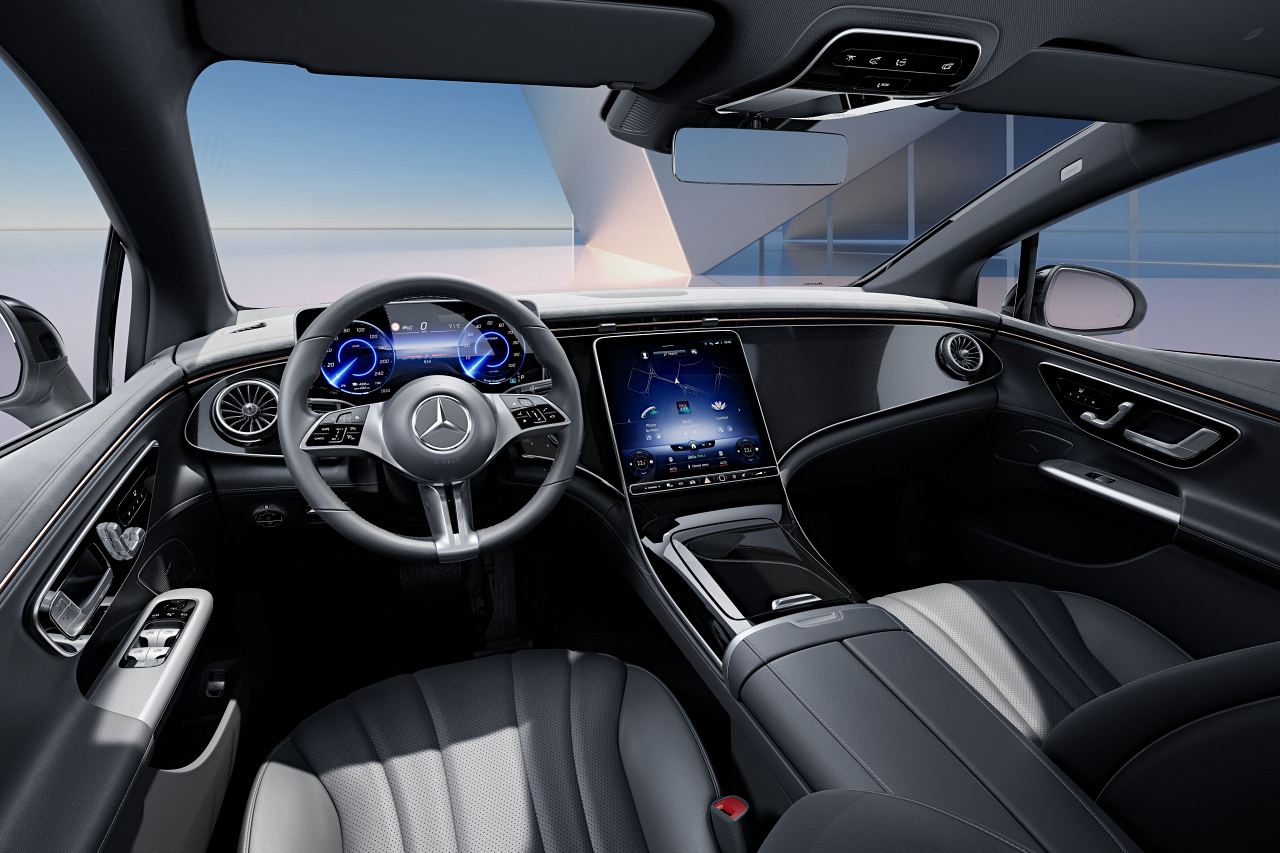 メルセデス・ベンツ、電動『EQE』にヒートポンプやスマホ開閉採用の特別仕様車“エレクトリックアート”を設定