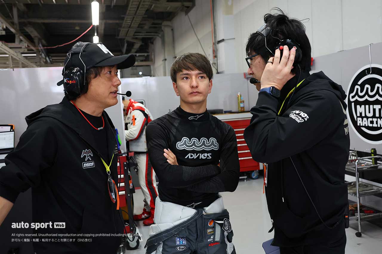 加藤寛規監督／平良響／渡邊信太郎エンジニア（muta Racing GR86 GT）