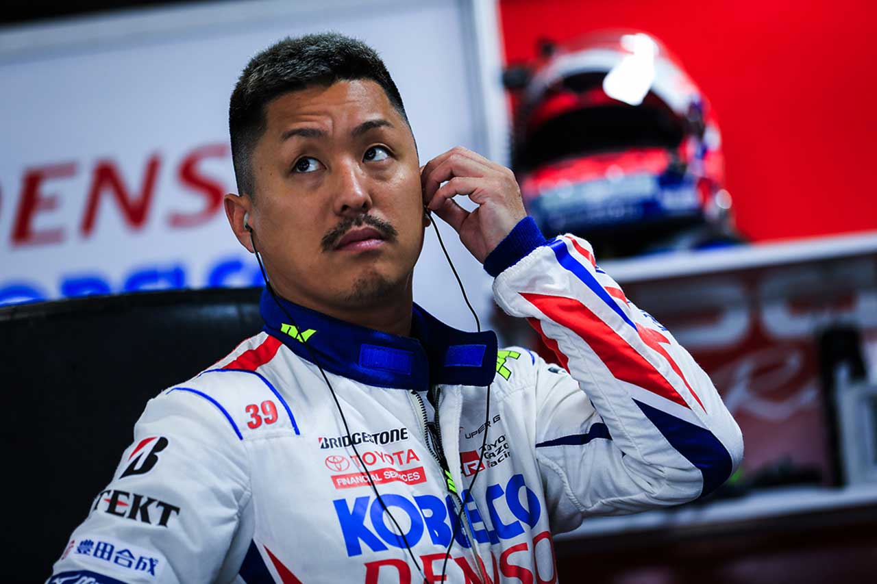 関口雄飛（DENSO KOBELCO SARD GR Supra）